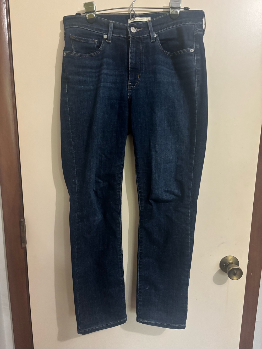 Women's Levi’s Dark Blue Classic Straight-Leg Jeans